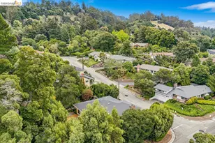 1 Woodcrest Cir, Oakland, CA 94602 - Photo 45
