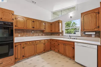1355 Chandler Ct, Livermore, CA 94551 - Photo 13