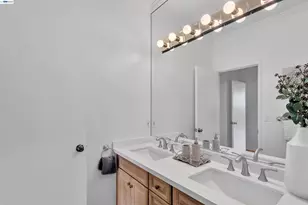 536 Shorebird Cir, Redwood City, CA 94065 - Photo 17