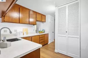 19100 Crest Ave, Castro Valley, CA 94546 - Photo 13