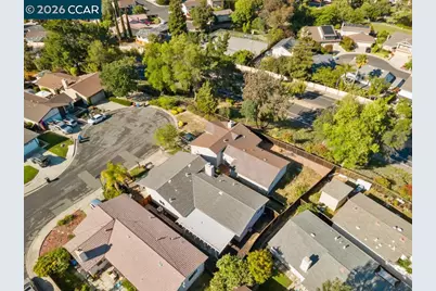 1394 Morning View Ct, Concord, CA 94521 - Photo 37
