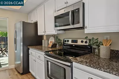 1394 Morning View Ct, Concord, CA 94521 - Photo 13