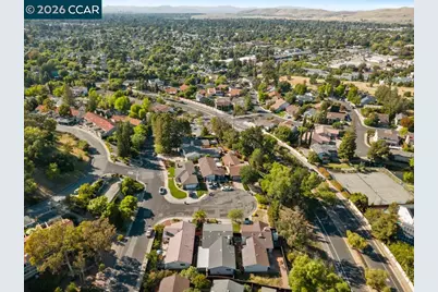 1394 Morning View Ct, Concord, CA 94521 - Photo 37