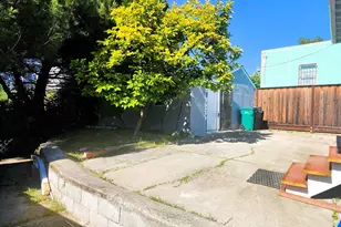 2421 96th Ave, Oakland, CA 94603 - Photo 35