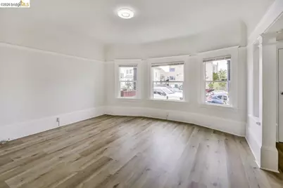 832 7th Ave, Oakland, CA 94606 - Photo 17