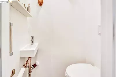 832 7th Ave, Oakland, CA 94606 - Photo 43
