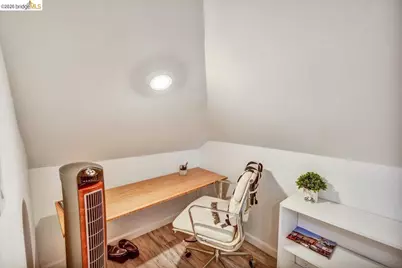 832 7th Ave, Oakland, CA 94606 - Photo 51