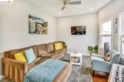 832 7th Ave, Oakland, CA 94606 - Photo 35