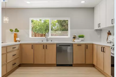 3620 Woodley Dr, San Jose, CA 95148 - Photo 11