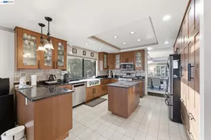 24439 Gina Ct, Hayward, CA 94541 - Photo 15
