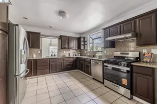 2241 Kelly St, Hayward, CA 94541 - Photo 5
