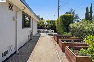 5768 Highwood Rd, Castro Valley, CA 94552 - Photo 49