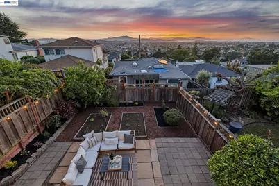 2317 Mira Vista Dr, El Cerrito, CA 94530 - Photo 27