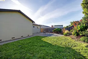 970 Kittery Way, Pinole, CA 94564 - Photo 21