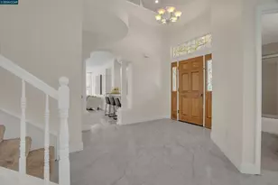 2208 Fieldcrest Ct, Fairfield, CA 94534 - Photo 3