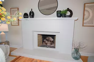 70 St James Pl, Piedmont, CA 94611 - Photo 25