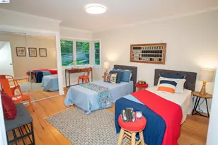 70 St James Pl, Piedmont, CA 94611 - Photo 21