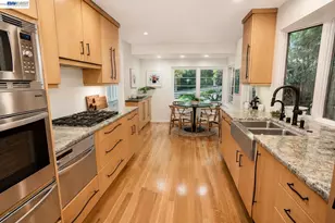 70 St James Pl, Piedmont, CA 94611 - Photo 9
