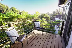 70 St James Pl, Piedmont, CA 94611 - Photo 23