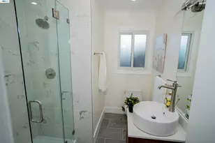 70 St James Pl, Piedmont, CA 94611 - Photo 19