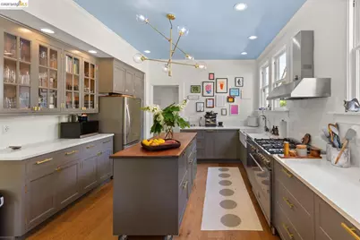 6434 Regent St, Oakland, CA 94618 - Photo 13