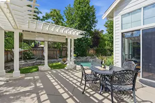 471 Silver Hollow Dr, Walnut Creek, CA 94598 - Photo 9
