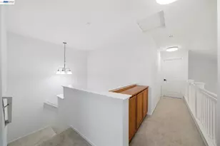 227 Clearpointe Dr, Vallejo, CA 94591 - Photo 15