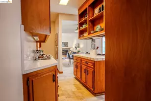 6406 Mystic, Oakland, CA 94618 - Photo 17