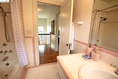 6406 Mystic, Oakland, CA 94618 - Photo 33