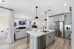 6916 Stags Leap Ln, Dublin, CA 94568 - Photo 5