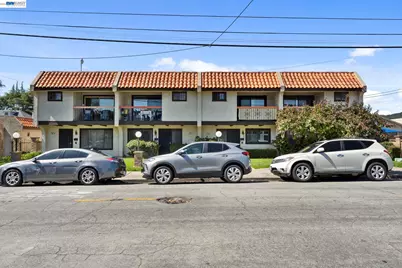 960 Joaquin Ave, San Leandro, CA 94577 - Photo 1