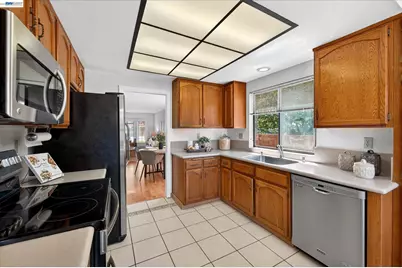 2881 Harrisburg Ave, Fremont, CA 94536 - Photo 13