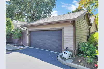 215 Charter Oak Circle, Walnut Creek, CA 94597 - Photo 23
