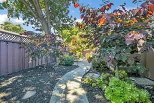 215 Charter Oak Cir, Walnut Creek, CA 94597 - Photo 3