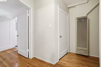 2257 Park Blvd, Oakland, CA 94606 - Photo 17