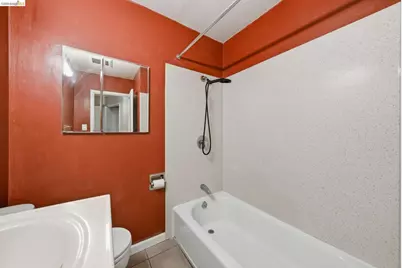 2257 Park Blvd, Oakland, CA 94606 - Photo 19