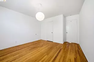 2257 Park Blvd, Oakland, CA 94606 - Photo 23