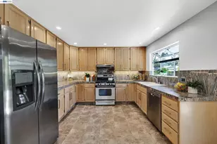 627 17th Ave, Menlo Park, CA 94025 - Photo 9