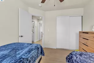 5059 Glenhollow Way, Antioch, CA 94531 - Photo 23