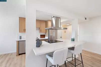 710 22nd #203, Oakland, CA 94606 - Photo 23