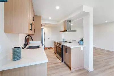 710 22nd #203, Oakland, CA 94606 - Photo 15