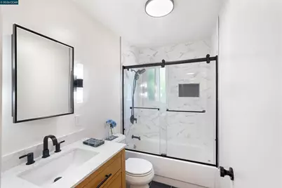 710 22nd #203, Oakland, CA 94606 - Photo 33