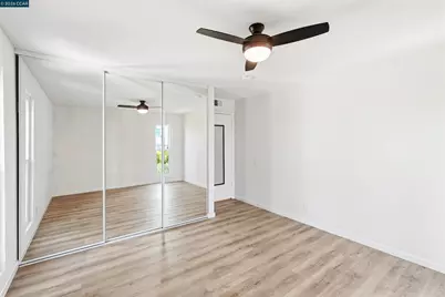710 22nd #203, Oakland, CA 94606 - Photo 31