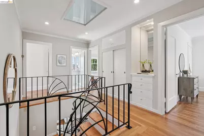 1021 Longridge Rd, Oakland, CA 94610 - Photo 33
