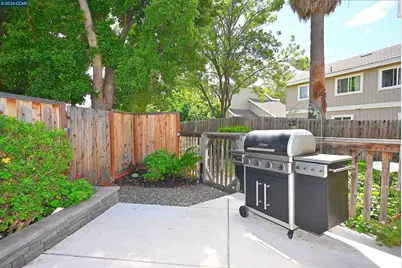 4284 Dubhe Ct, Concord, CA 94521 - Photo 37