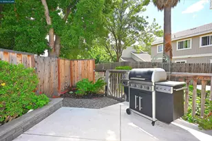 4284 Dubhe Ct, Concord, CA 94521 - Photo 37