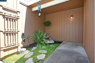4284 Dubhe Ct, Concord, CA 94521 - Photo 3