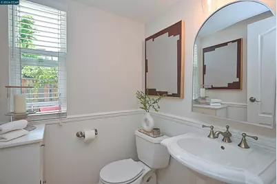 4284 Dubhe Ct, Concord, CA 94521 - Photo 23