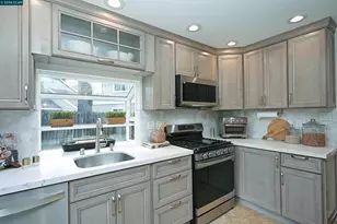 4284 Dubhe Ct, Concord, CA 94521 - Photo 17