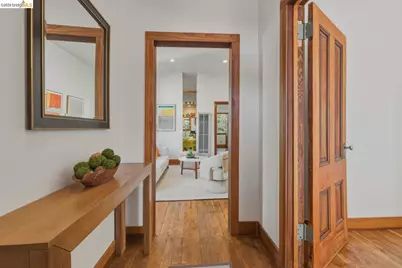 962 55th St, Oakland, CA 94608 - Photo 3